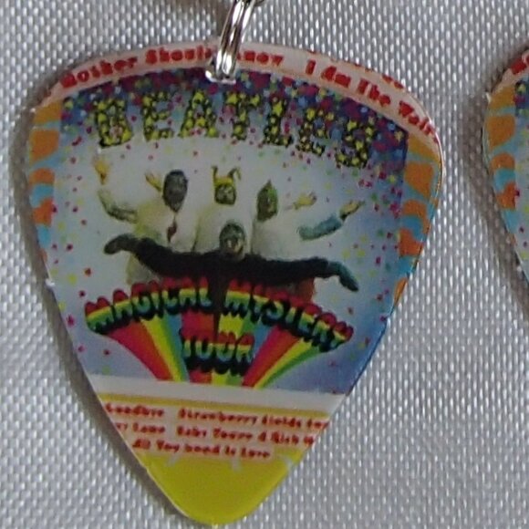 Beatles Ringo Starr Magical Mystery Tour 2-Sided Guitar Picks Zip-Pull Earrings - Picture 8 of 12